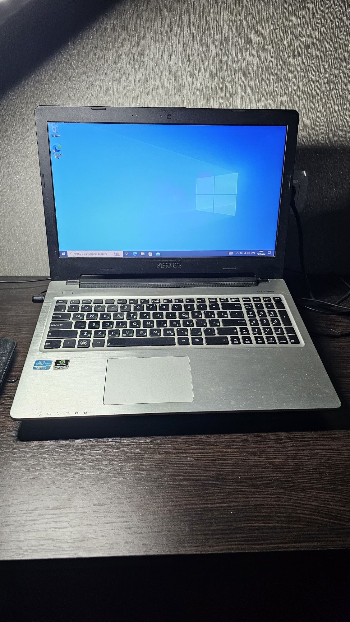 Продаю ноутбук Asus