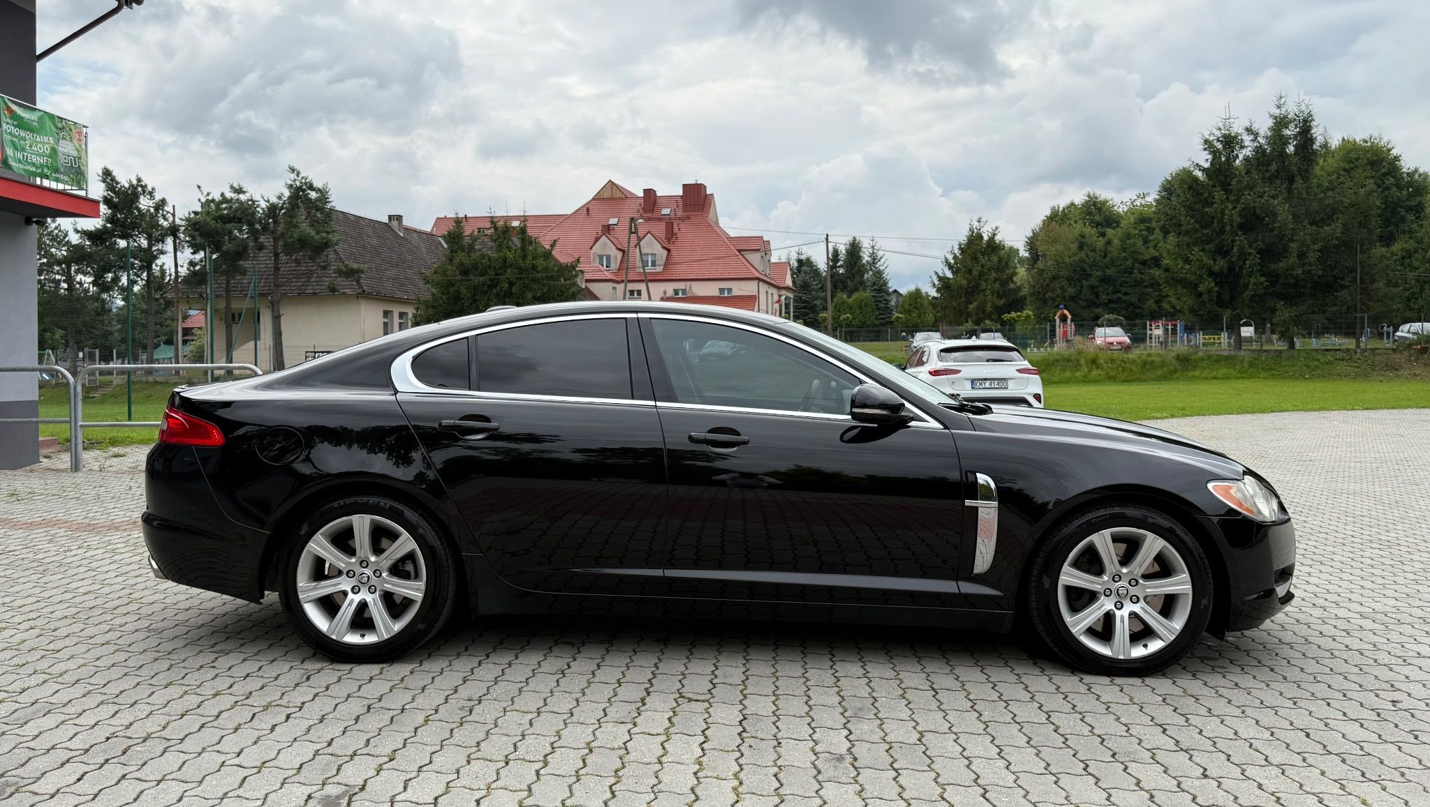 Jaguar XF 3.0D V6 S 275KM. Stan bardzo dobry. Niski przebieg. Garażowany. ASO.