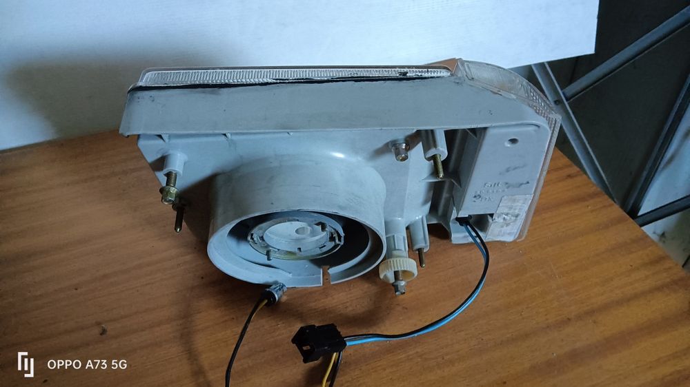 Farol Fiat panda ótica direita com pisca 1992