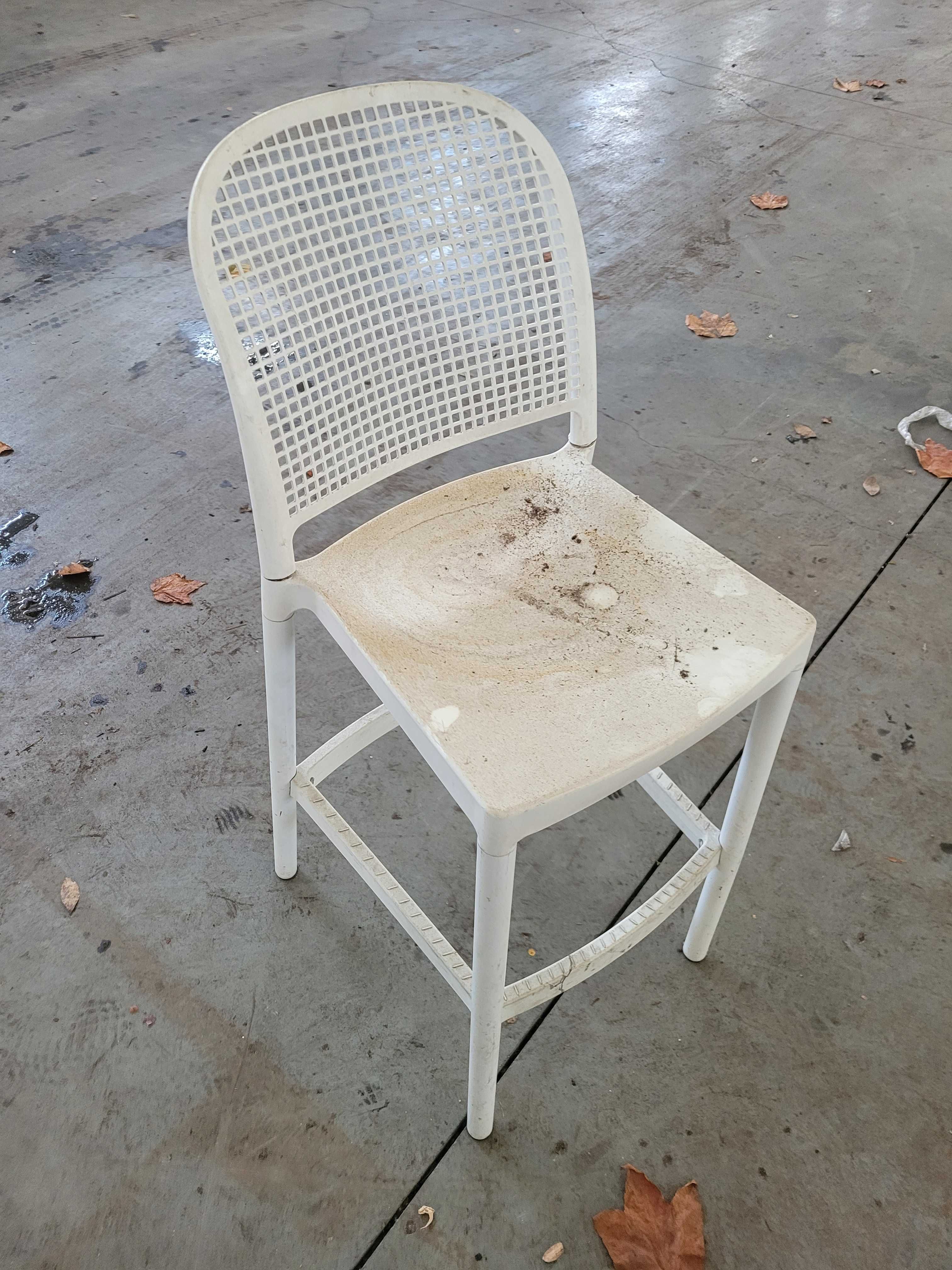 Białe krzesło barowe, hoker oryginał Gaber /Panama wysokie kilka sztuk
