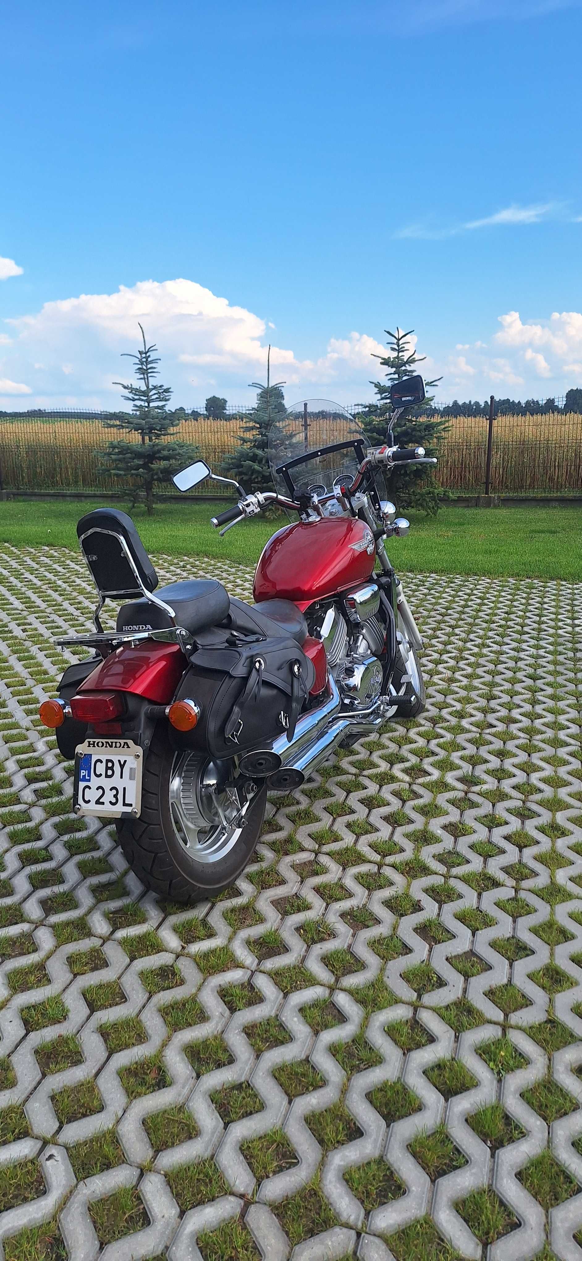 Honda VF 750C Magna