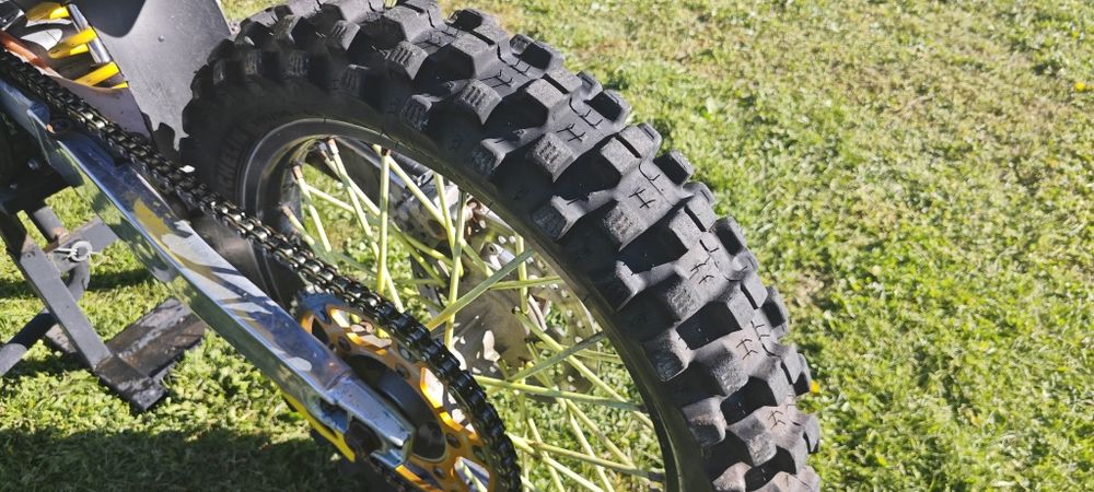 Suzuki RM 125 2T