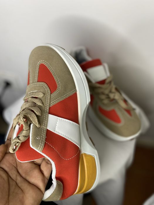 Tenis femenino para entrega imediata envio por CTT