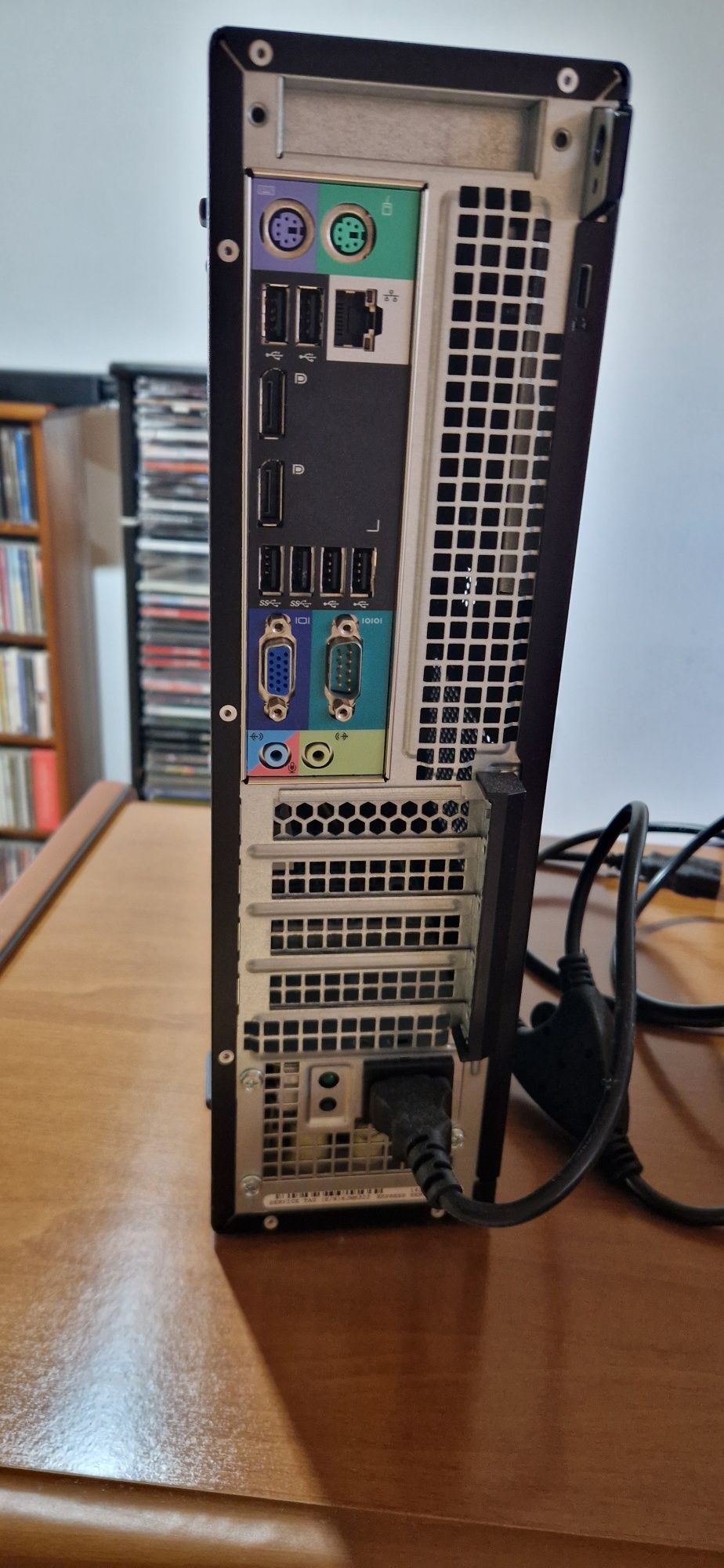 Computador DELL 7010