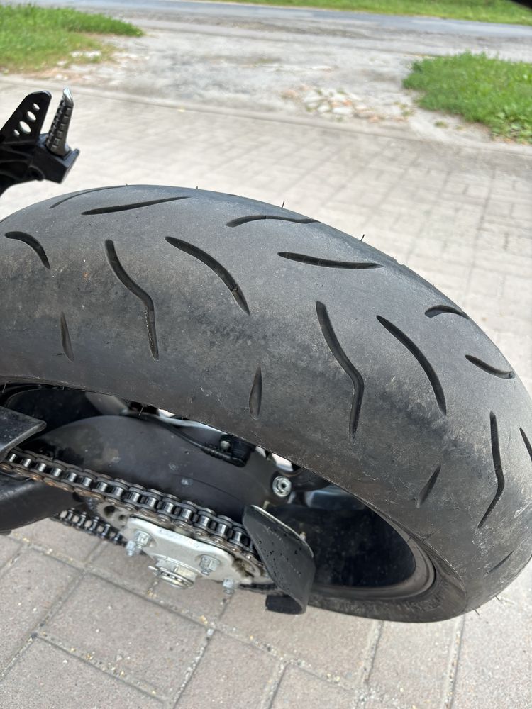 DUCATI Hypermotard 796