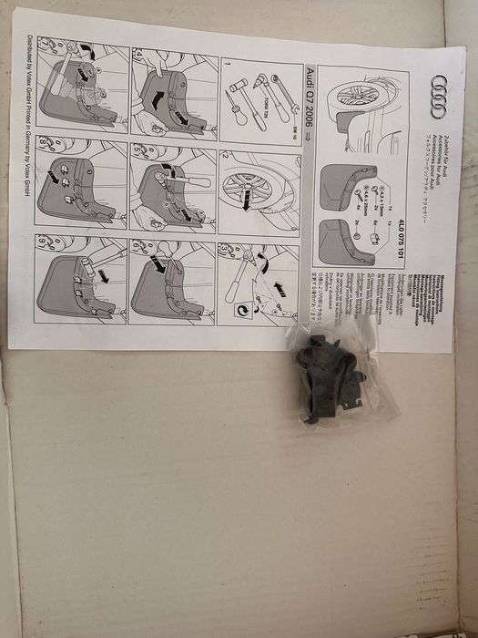 Audi Q7 4L 2007- Оригінальні задні Бризговики 4L0075101 Ауді Ку7 Кю7