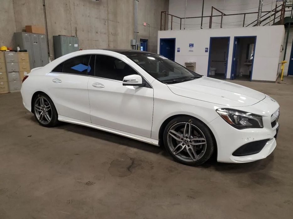 Mercedes-Benz CLA 2018 MERCEDES-BENZ CLA 250 4MATIC /Pakiet AMG/Niski Przebieg/