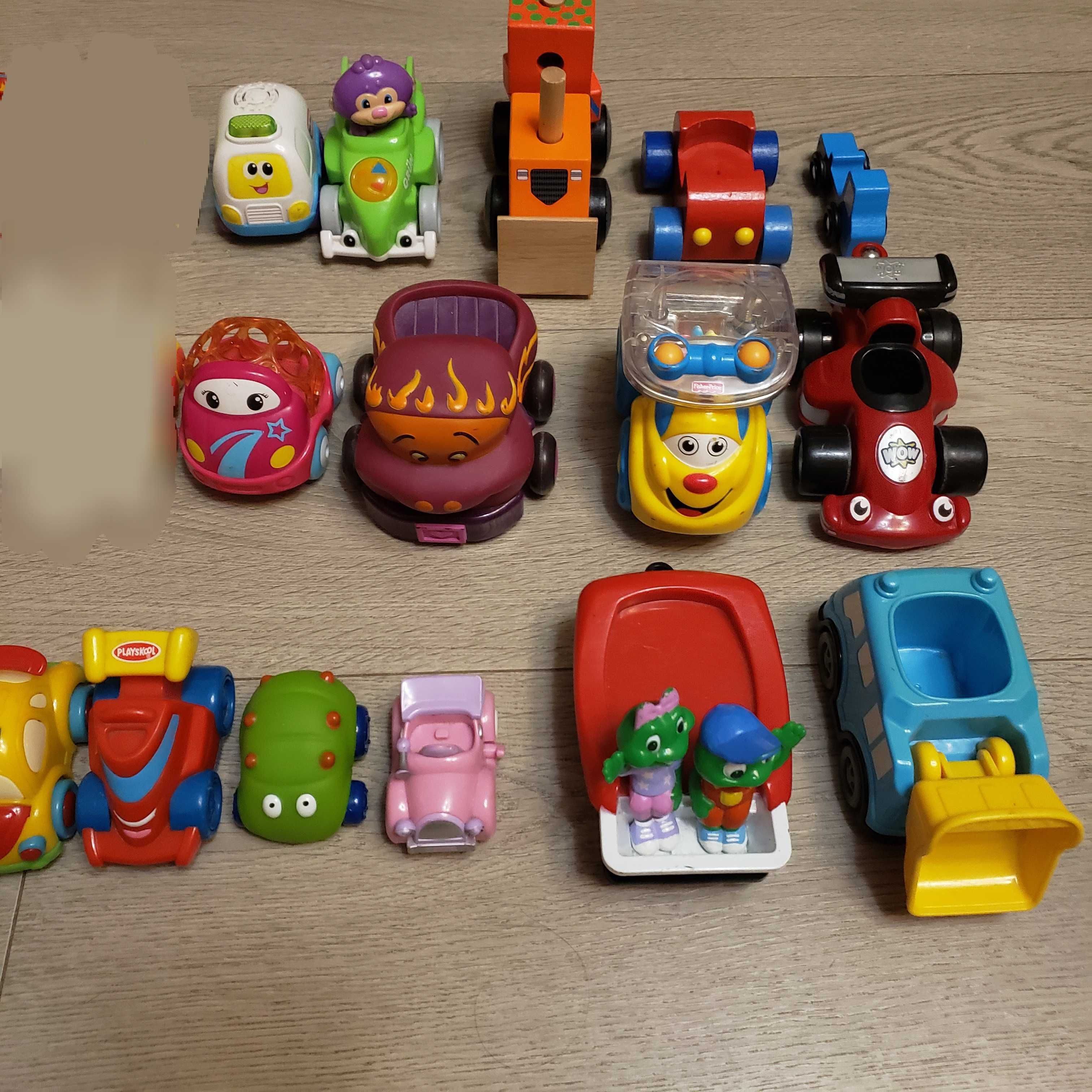 Машинки игрушки для малыша мальчику погремушки battat vtech oboll