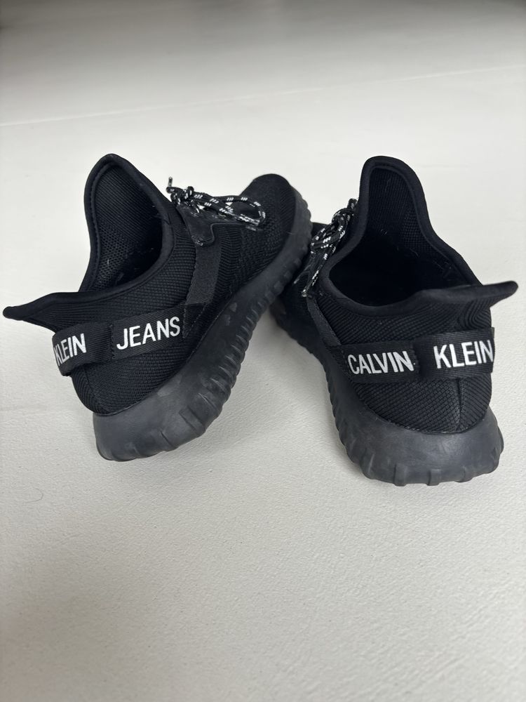 Sneakersy Calvin Klein 37