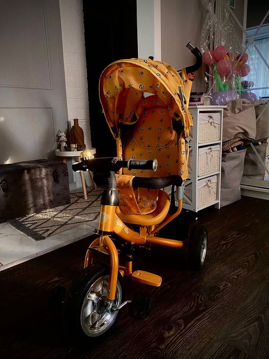 Велосипед з батьківською ручкою