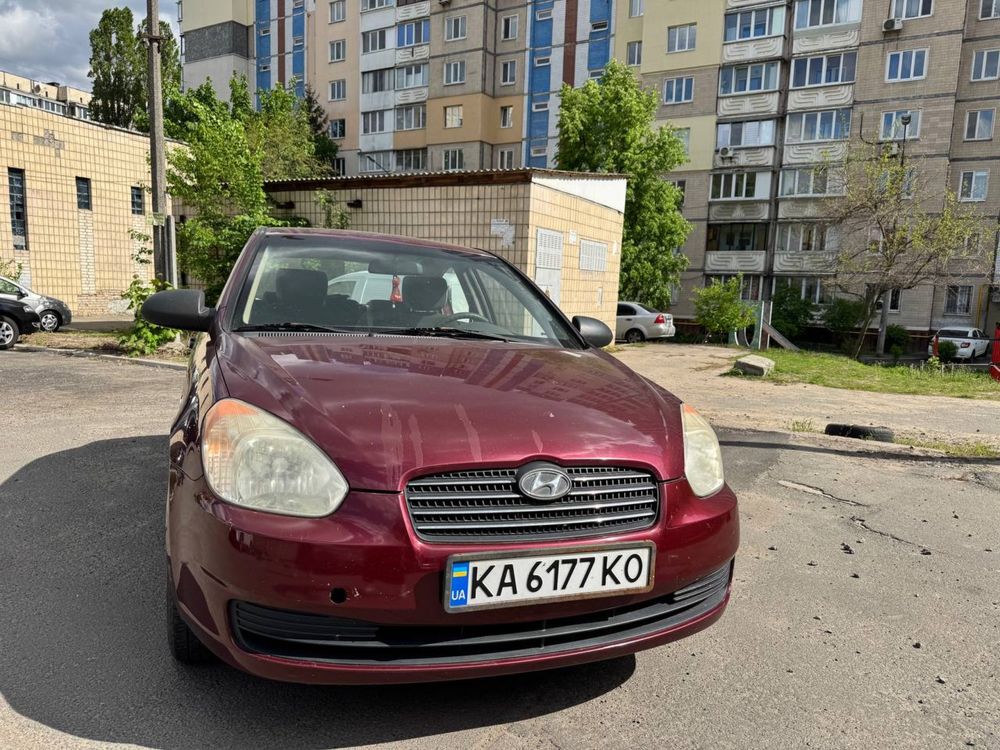 Продається машина Hyundai Accent 2010