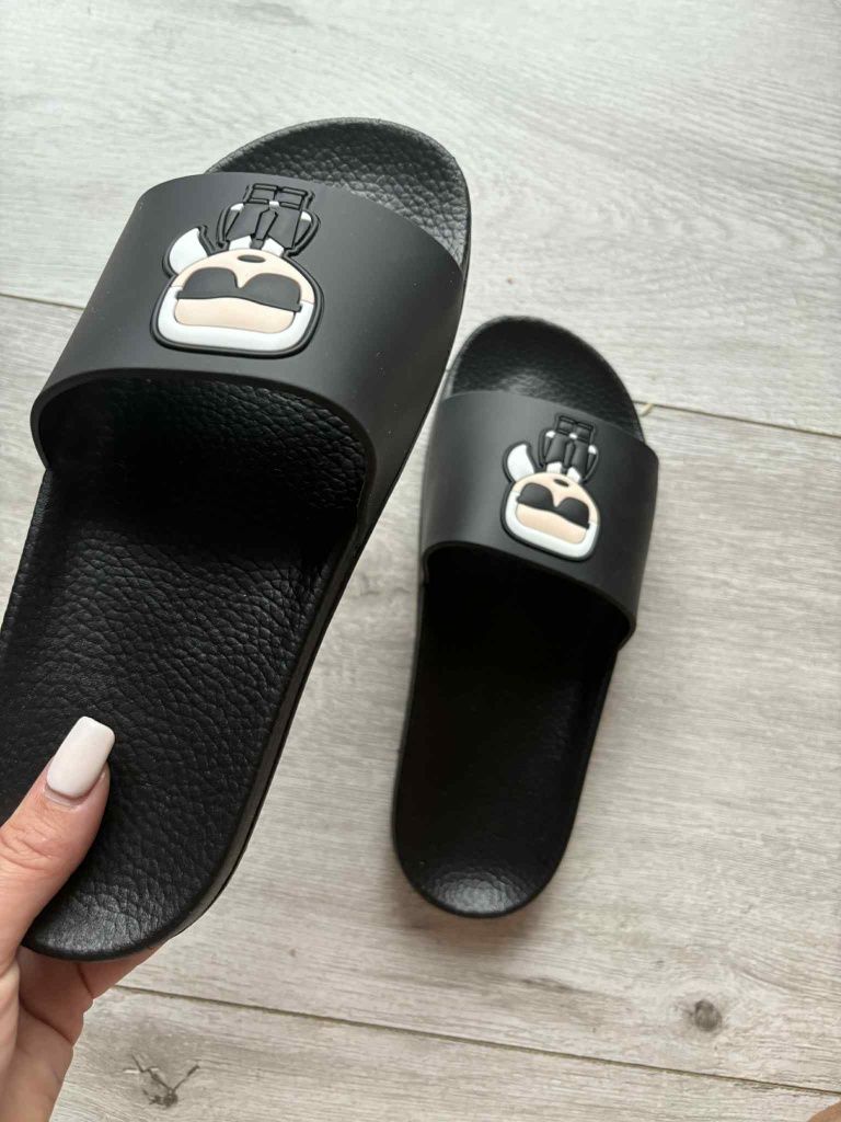 Klapki Karl czarne r 39  nowe