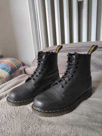 klasyczne DR. Martens martensy rozmiar 39