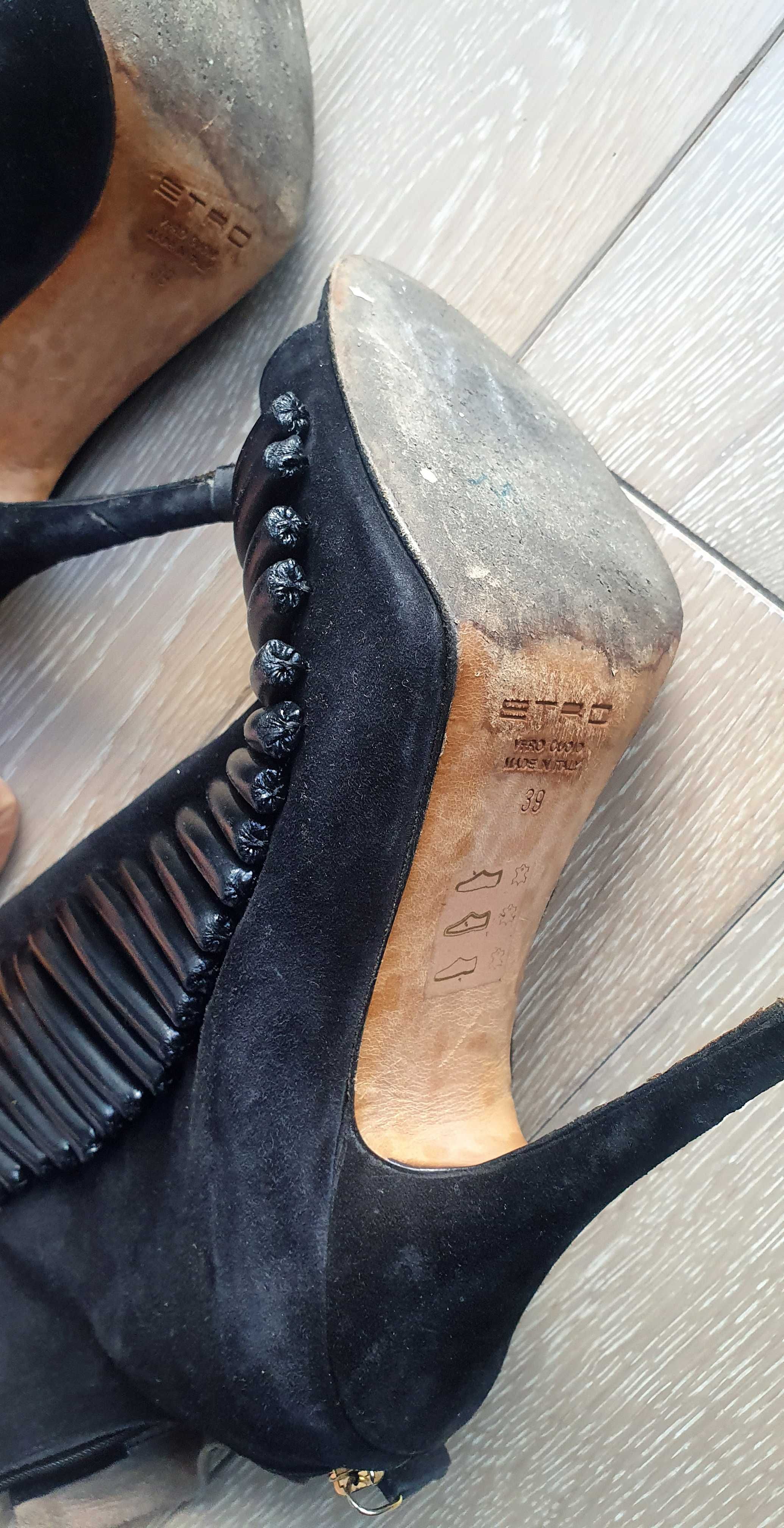 Buty z pokazu mody ETRO