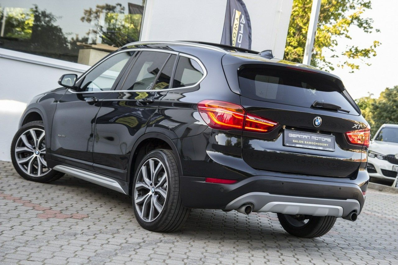 BMW X1 Ledy / Panorama / Kamera / Head Up / Bezwypadkow / Gwarancja / FV 23%!