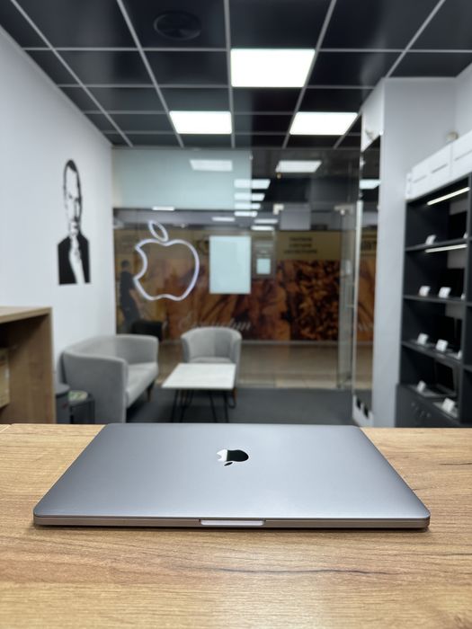 1 цикл Macbook Pro 13 2019(2020) i5 •8Gb• 256Gb Гарантія! Макбук Київ