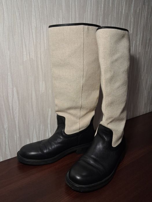 Чоботи,сапожки ,