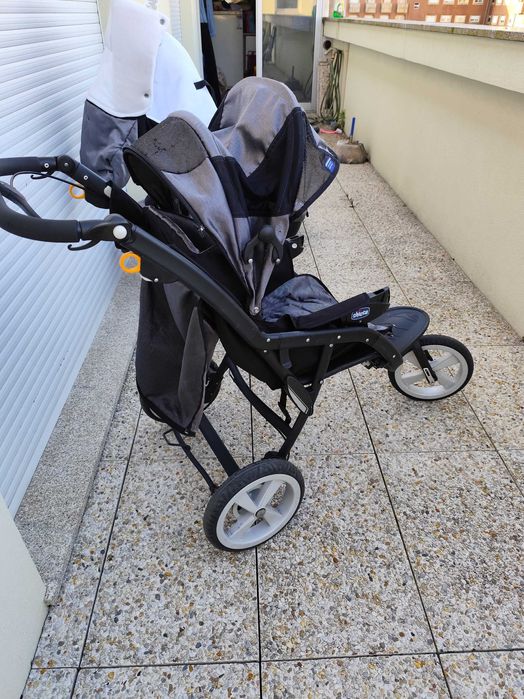 Carrinho bébé + coque + berço Chicco