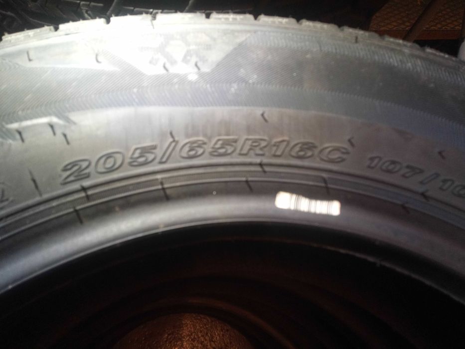 OPONA 205 /65/ 16 C nowe zima 180 zł szt
