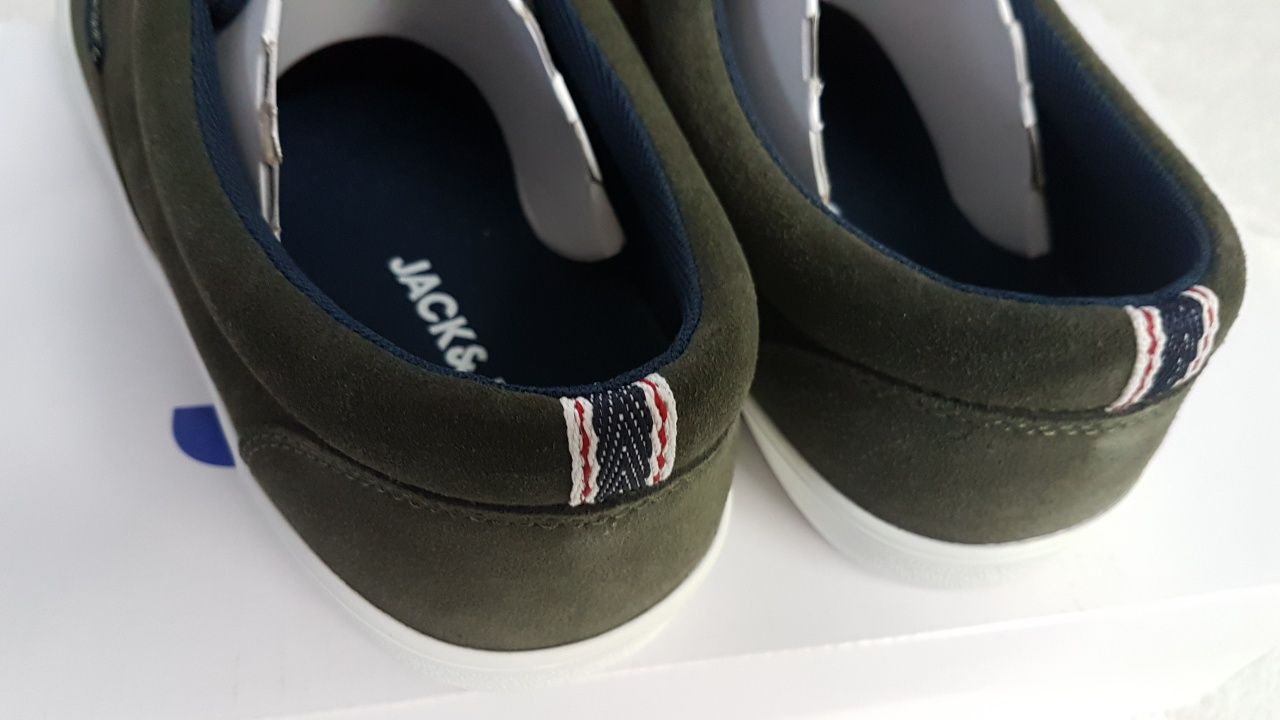 Кроссовки из нат.замши Jack&Jones 45р,стелька 29см,оригинал.
