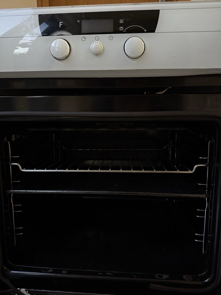 Forno usado antigo