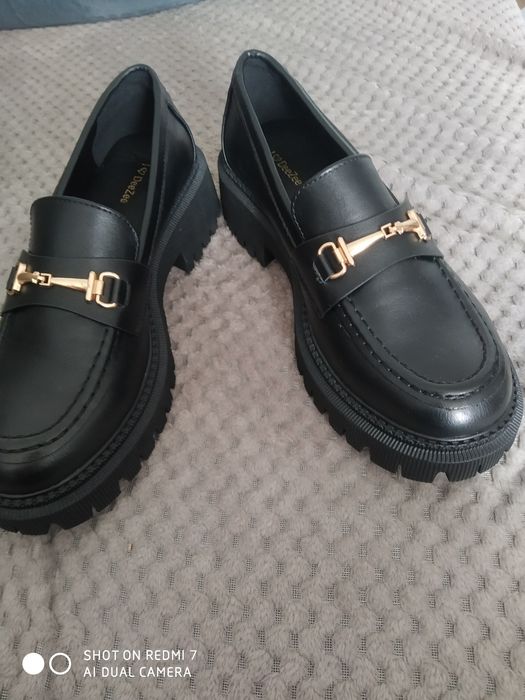 Nowe damskie czarne mokasyny