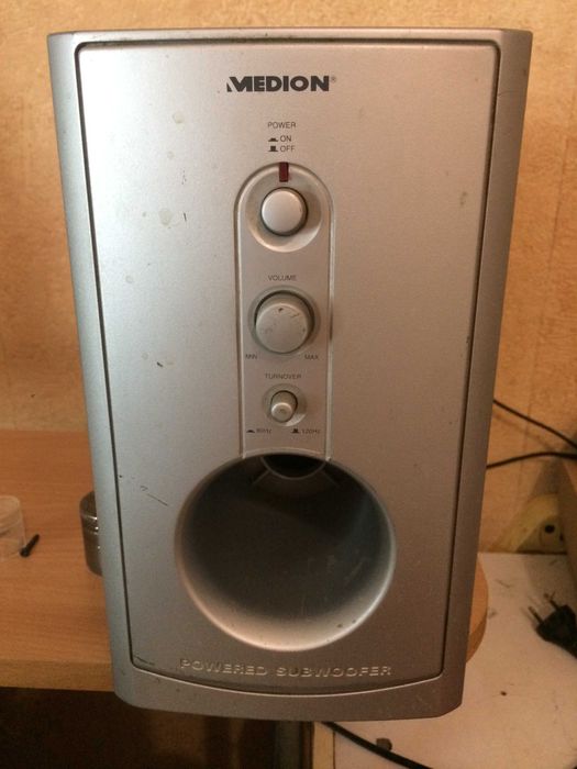 Тюнер Пионер F-229..Пульты Пионер рес-ра.Пульт Грундиг ДВД.Саб.активн.