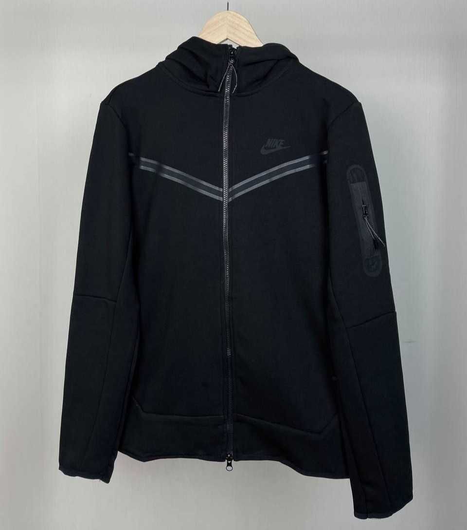 Nike Tech Fleece