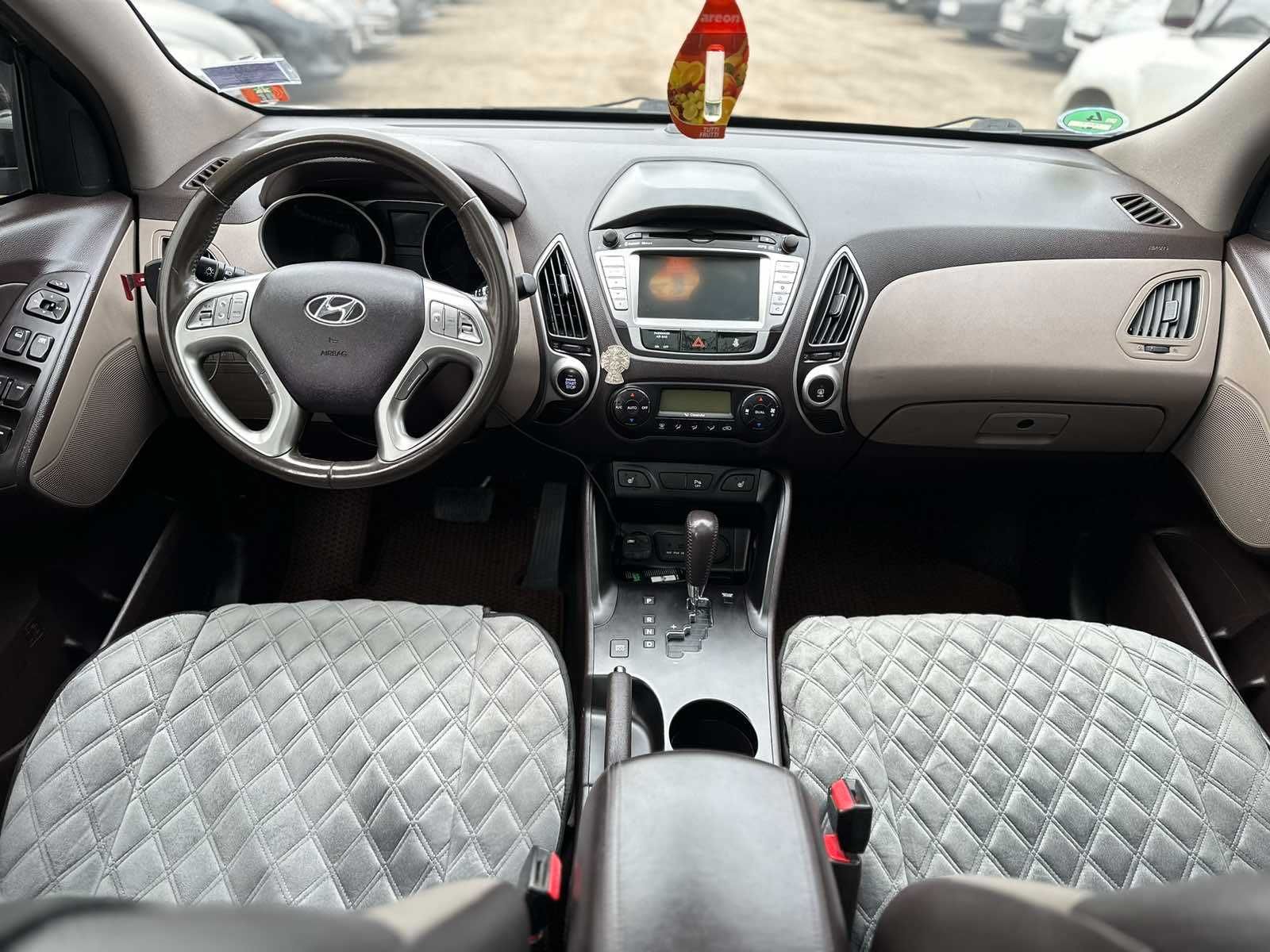 Hyundai ix35 2012 року 2,0 л./дизель