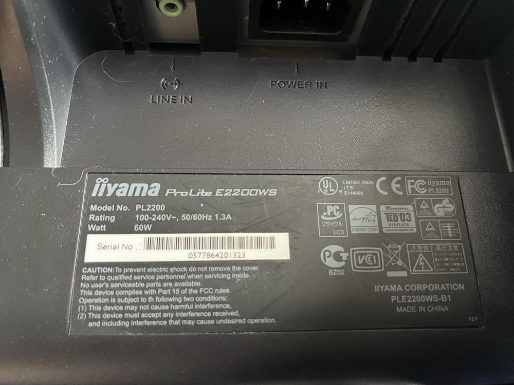 Monitor LCD Iiyama Prolite E2200WS 22" 1680x1050 px TN