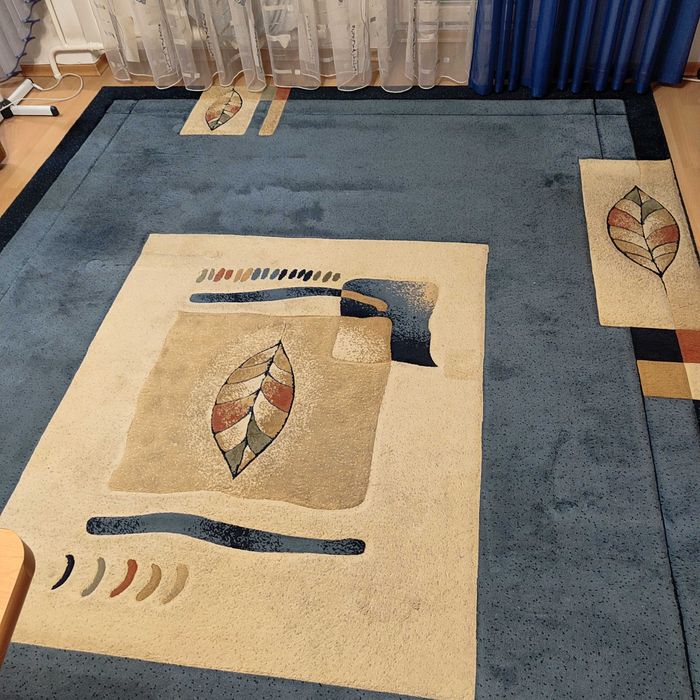 Килим у вітальню