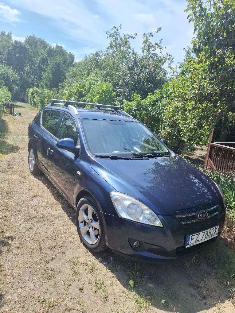 Kia Ceed kombi 1,6 gaz klima