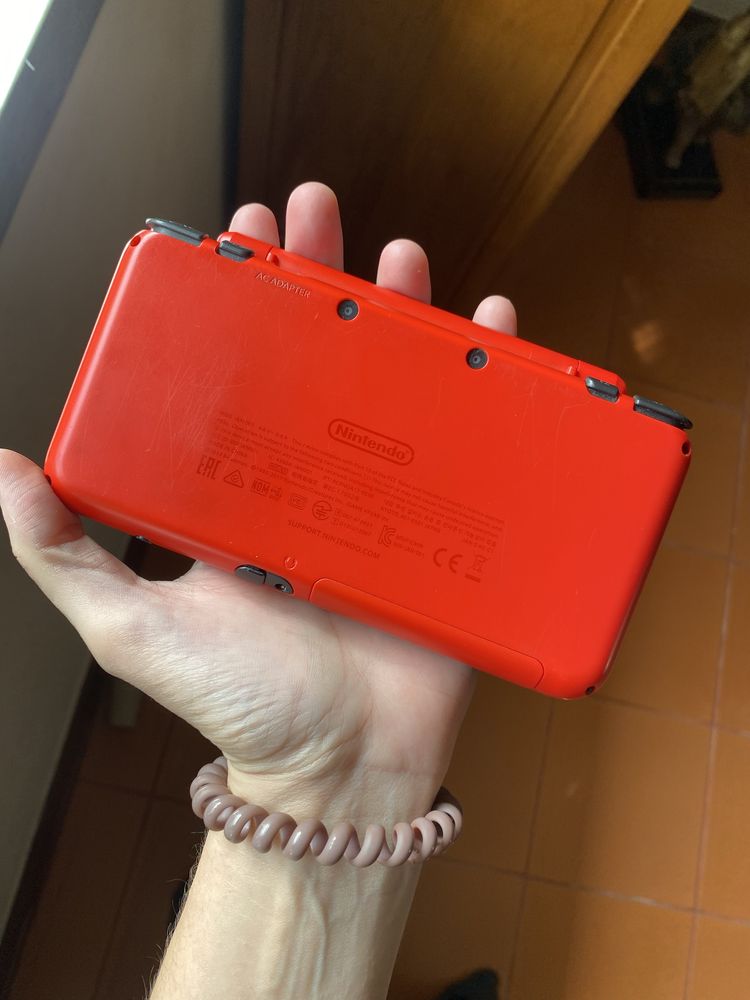 Nintendo 2dsxl pokeball