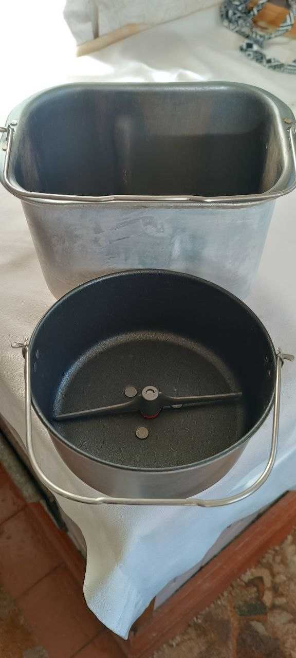Хлібопіч ELECTROLUX EBM 8000