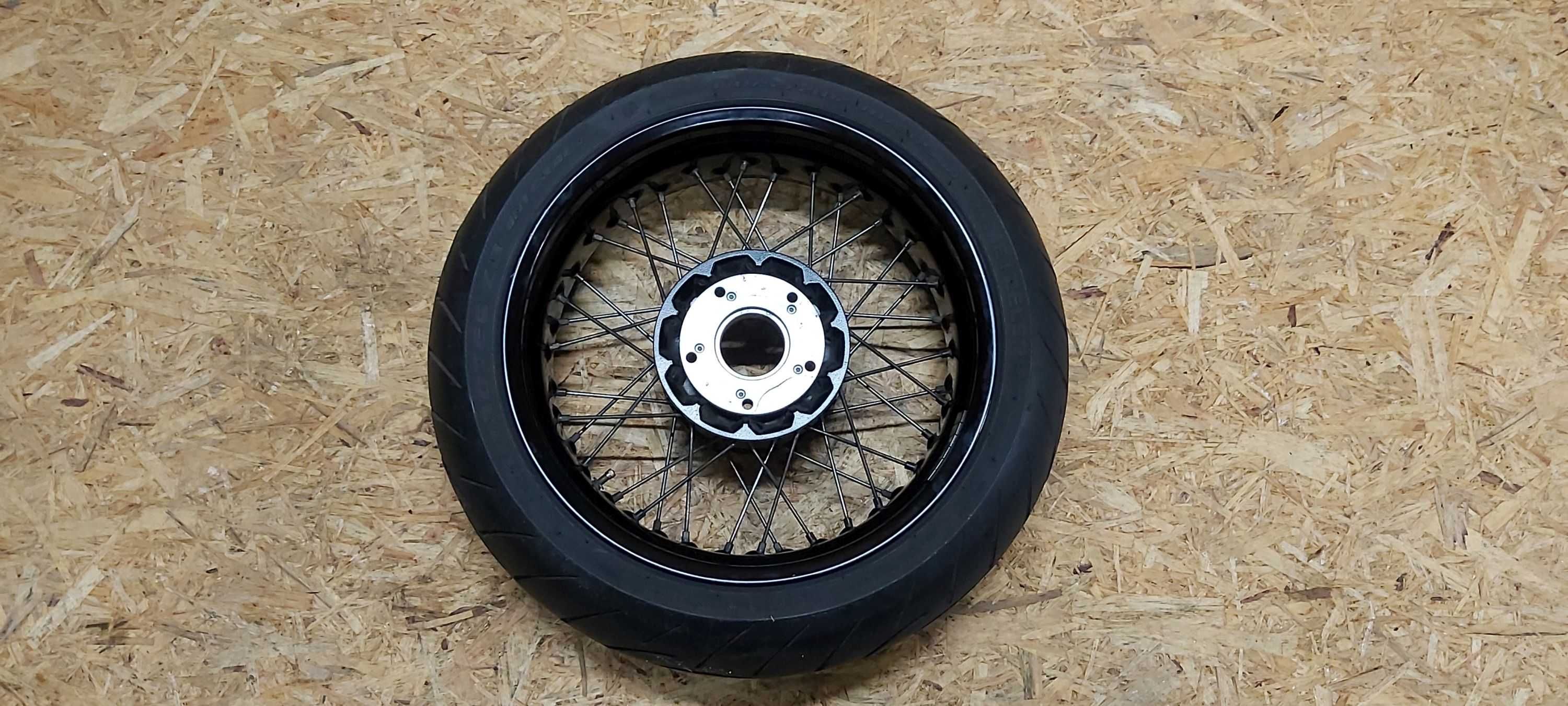 R nineT kanpa lancuch zebatka blotnik airbox wlot szyba zamek Ninet