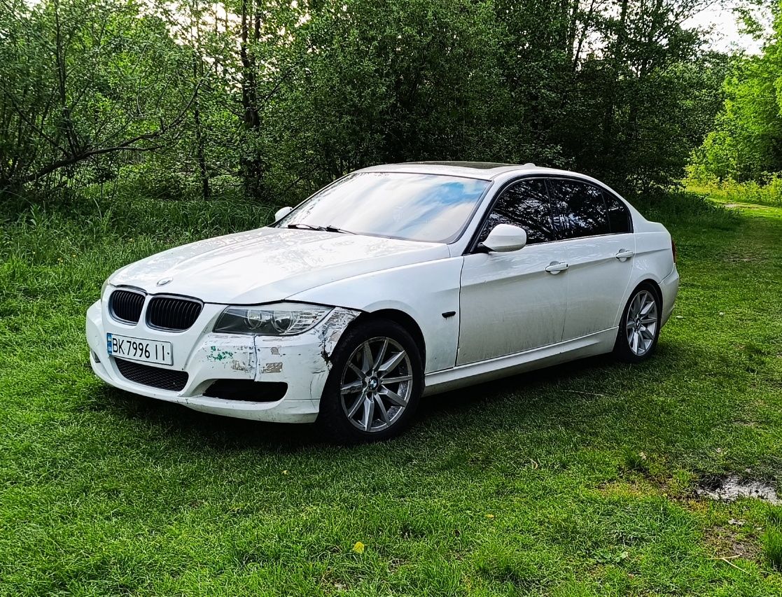 Продам BMW 328i e90