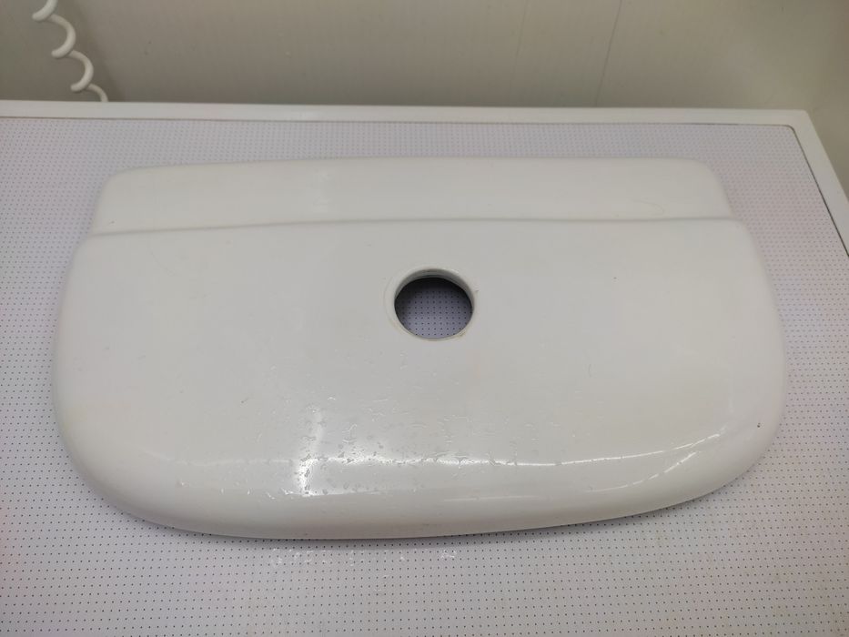 Кришка  до бачка до унітазу  бу