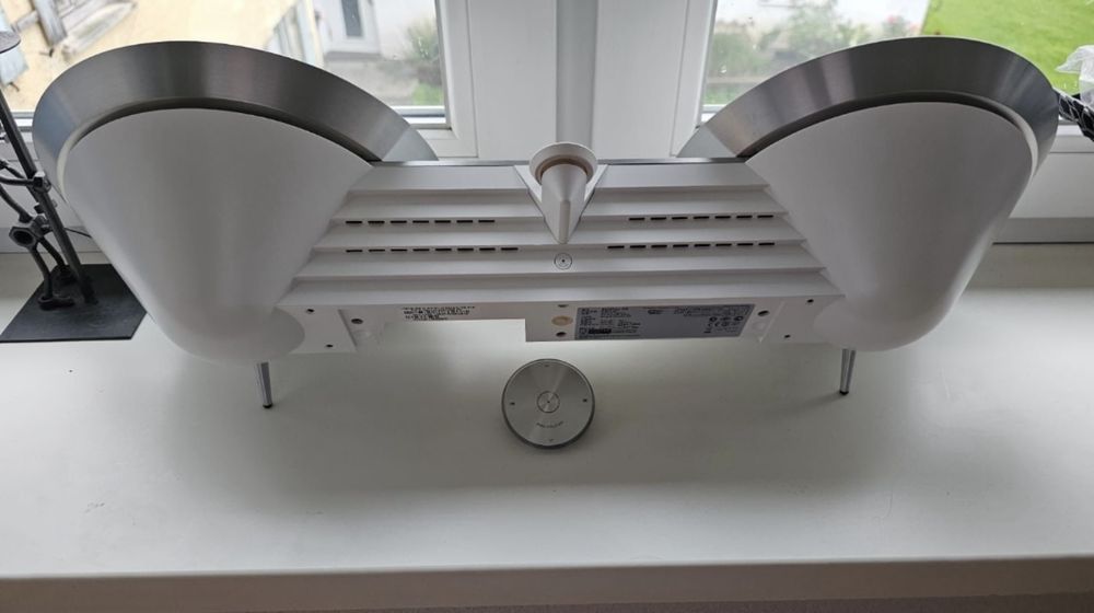 BeoPlay A8 - Bang & Olufsen - branco c/comando