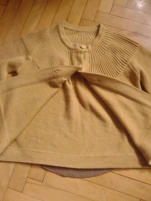 Sweter miodowy grzybek 42 XL