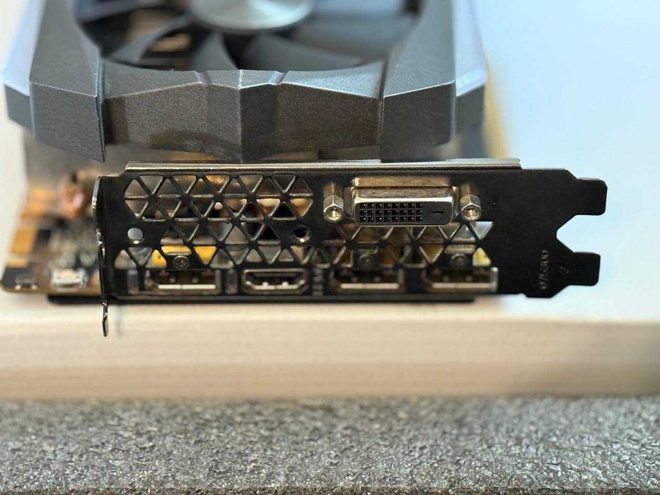 Відеокарта Zotac GTX 1080Ti 11Gb ZT-P10810F-10P GDDR5X, 352 bit