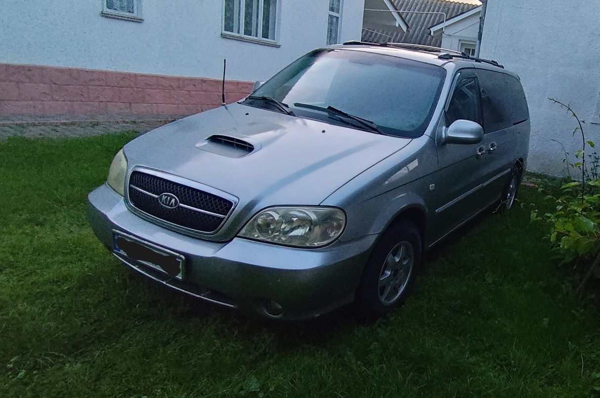 Терміново! Минивен Kia Carnival 2.9 CRDI 2004