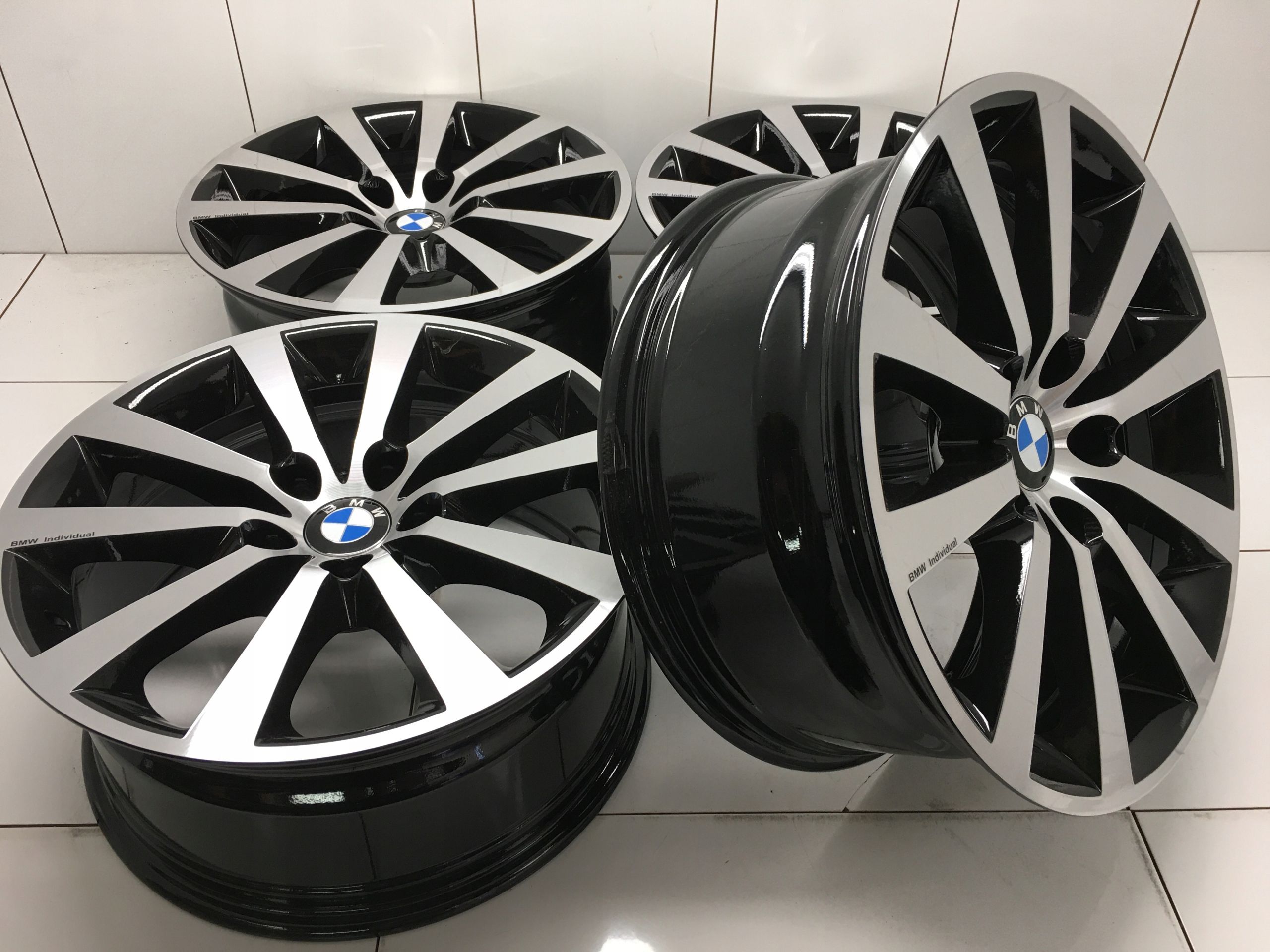 Felgi 18 BMW VW T5 T6 8J ET30 Super Ideal