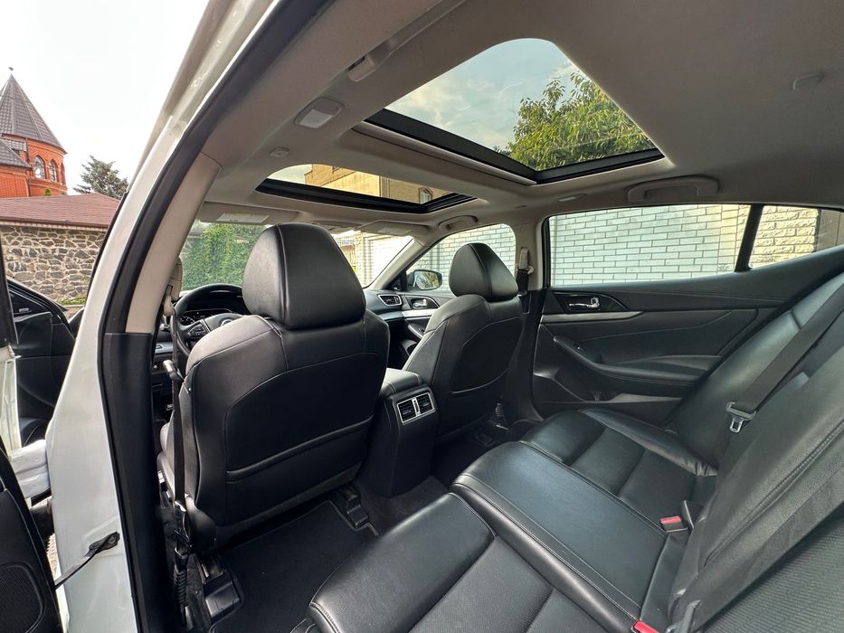 Nissan Maxima 2017 3.5