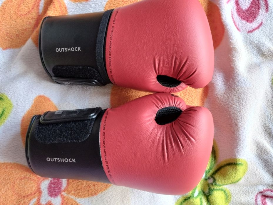 Rękawice bokserskie damskie r.8 (S-M)