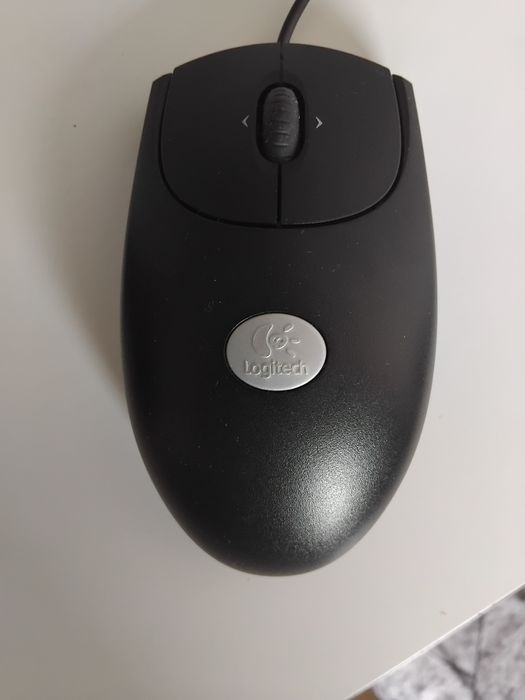 Myszka komputerowa logitech