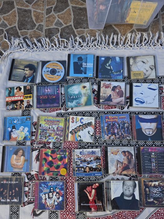 Conjunto cds vendo individualmente