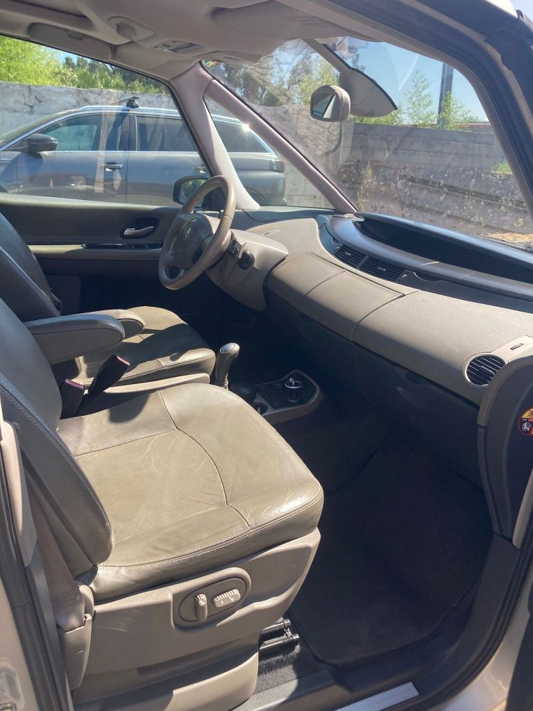 Renault espace 2.2  4000€