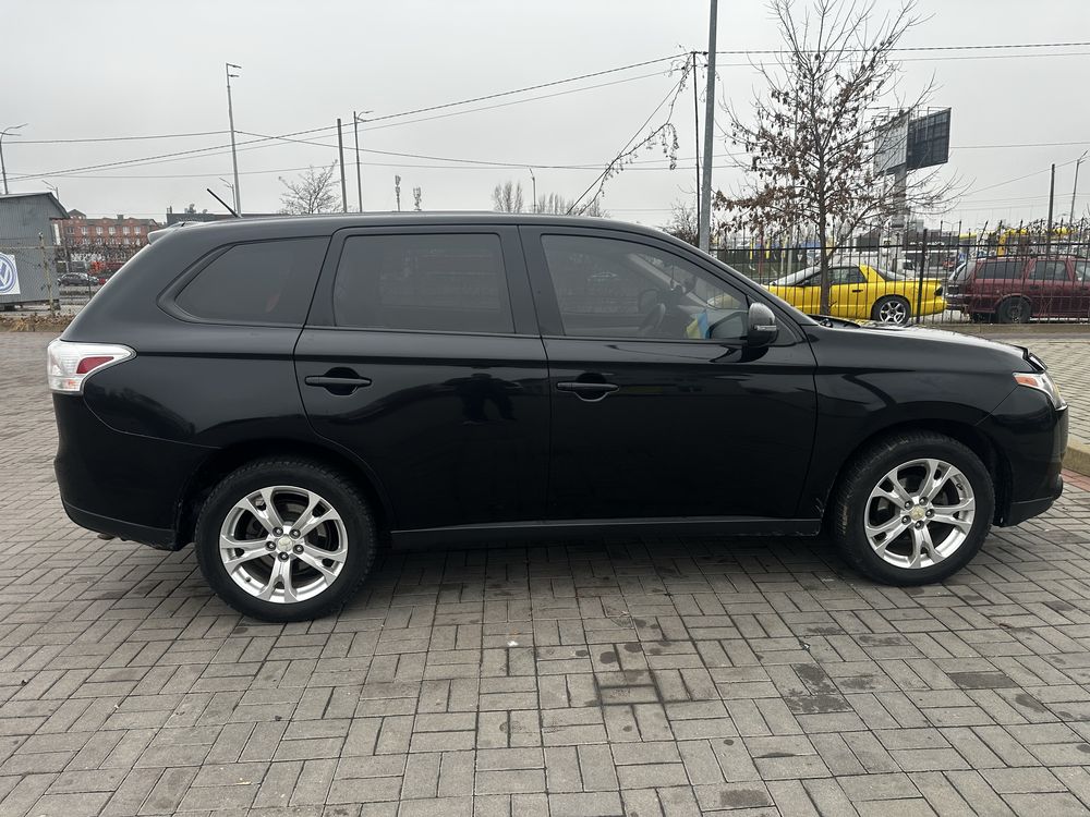Mitsubishi outlander