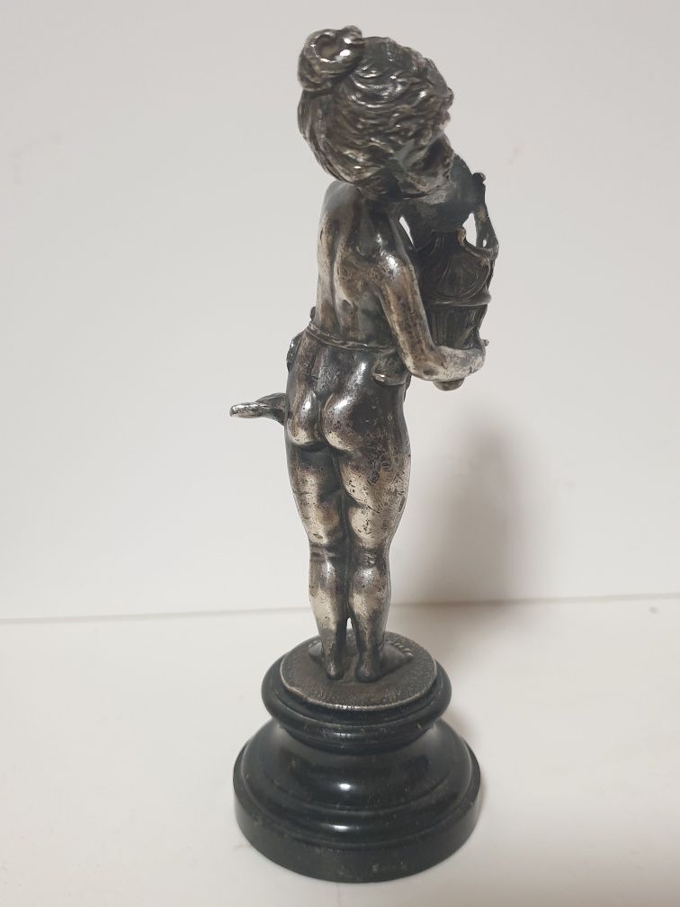 Antiga amorosa figura de Putto do Sec. XIX com banho em prata