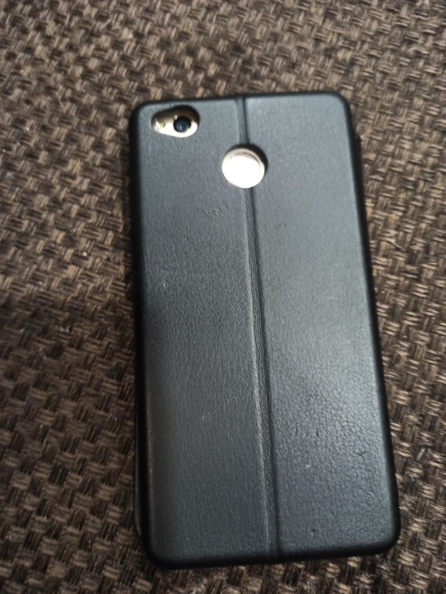 Телефон Xiaomi Redmi 4x
